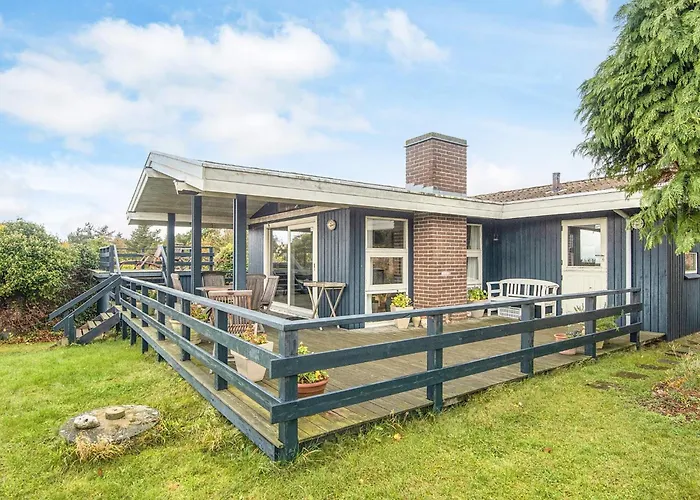 6 Person In Knebel Ёрбю